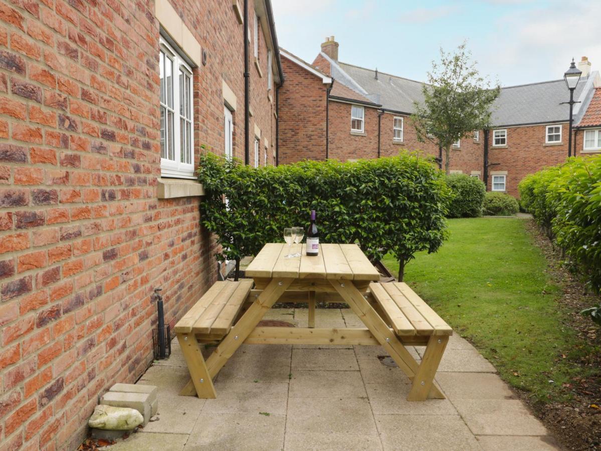2 Perran Court Villa Filey Exterior photo