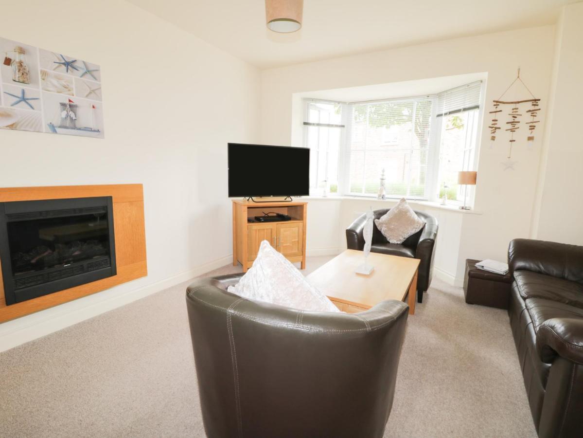 2 Perran Court Villa Filey Exterior photo